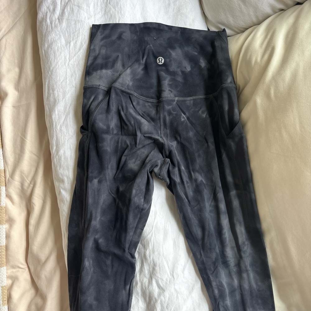lululemon Black Marble-Print High-Rise Leggings with side pockets